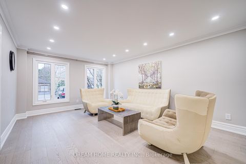 Photo 5 at 352 Kennedy Street W, Aurora Heights, Aurora