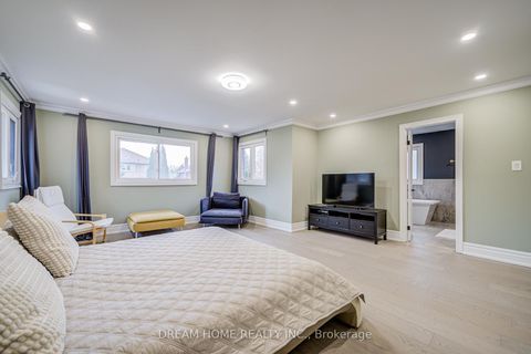 Photo 20 at 352 Kennedy Street W, Aurora Heights, Aurora