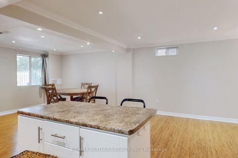 Photo 43 at 26 Sandfield Drive, Aurora Highlands, Aurora