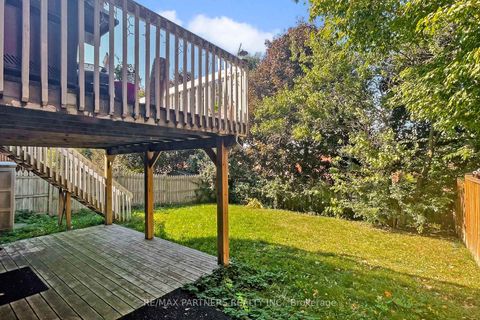 Photo 48 at 26 Sandfield Drive, Aurora Highlands, Aurora