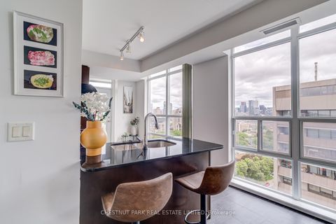 Photo 3 at 1711 - 736 Spadina Avenue, University, Toronto