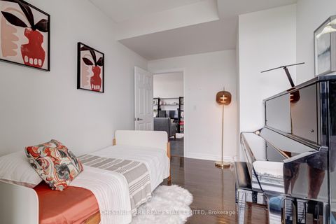 Photo 13 at 1711 - 736 Spadina Avenue, University, Toronto
