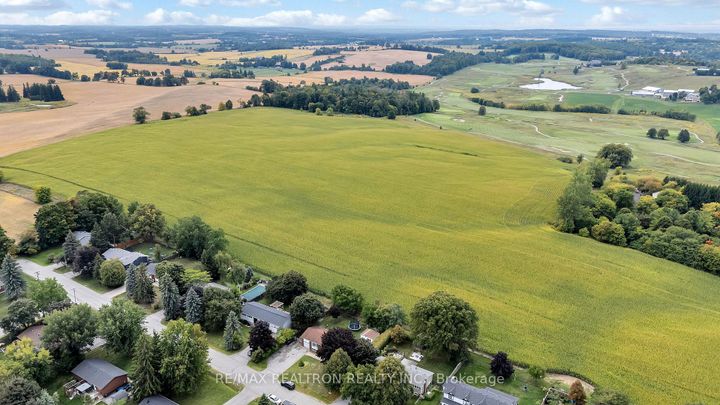 Photo 1 at 20 Lallien Drive, Bond Head, Bradford West Gwillimbury