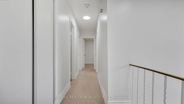 Photo 21 at 20 Lallien Drive, Bond Head, Bradford West Gwillimbury