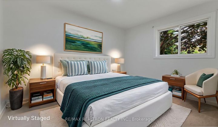 Photo 26 at 20 Lallien Drive, Bond Head, Bradford West Gwillimbury