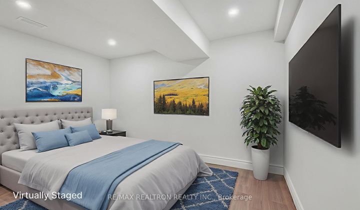 Photo 38 at 20 Lallien Drive, Bond Head, Bradford West Gwillimbury