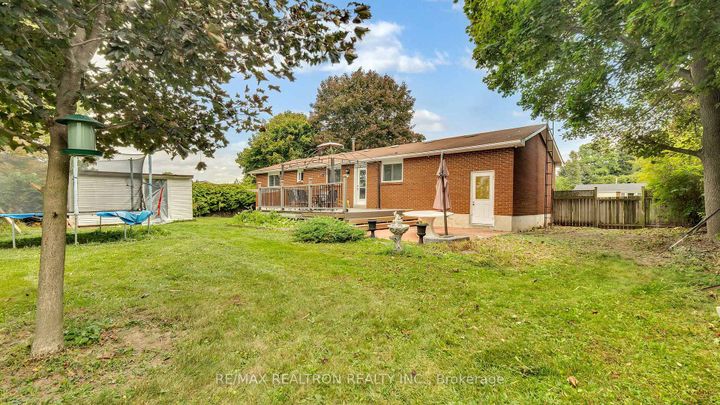 Photo 46 at 20 Lallien Drive, Bond Head, Bradford West Gwillimbury