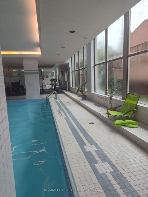 Photo 5 at 323 - 65 Scadding Avenue, Waterfront Communities C8, Toronto