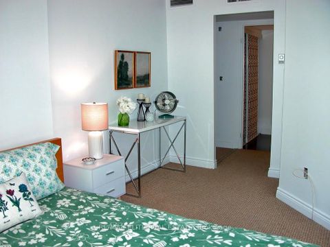 Photo 15 at 323 - 65 Scadding Avenue, Waterfront Communities C8, Toronto