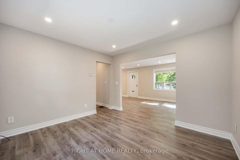 Photo 10 at 12 Rosalie Avenue N, CFB, Toronto