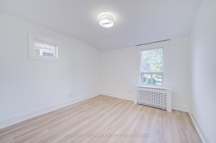 Photo 25 at 5 Beachview Crescent, Danforth, Toronto