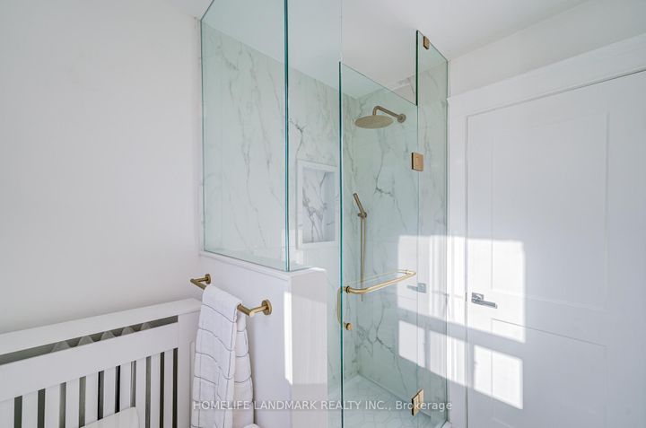 Photo 28 at 5 Beachview Crescent, Danforth, Toronto