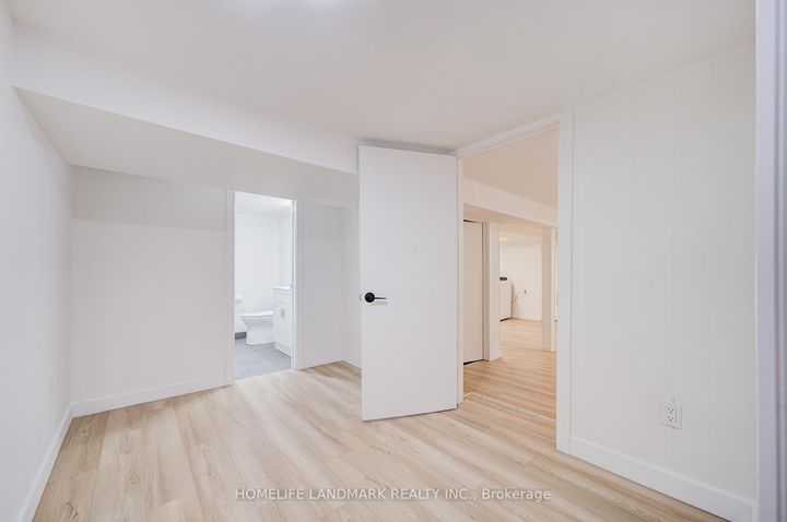 Photo 31 at 5 Beachview Crescent, Danforth, Toronto