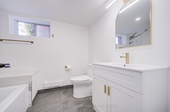 Photo 32 at 5 Beachview Crescent, Danforth, Toronto