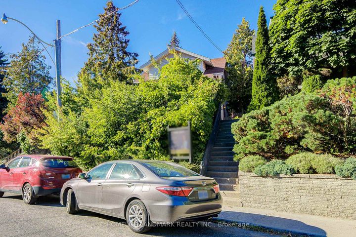 Photo 39 at 5 Beachview Crescent, Danforth, Toronto