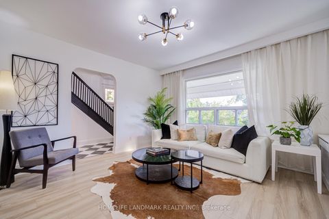 Photo 6 at 5 Beachview Crescent, Danforth, Toronto