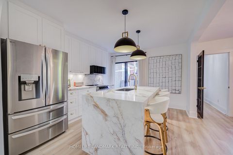 Photo 10 at 5 Beachview Crescent, Danforth, Toronto