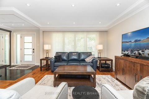 Photo 5 at 3 Lethbridge Avenue, The Westway, Toronto