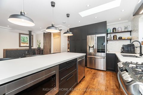 Photo 11 at 3 Lethbridge Avenue, The Westway, Toronto
