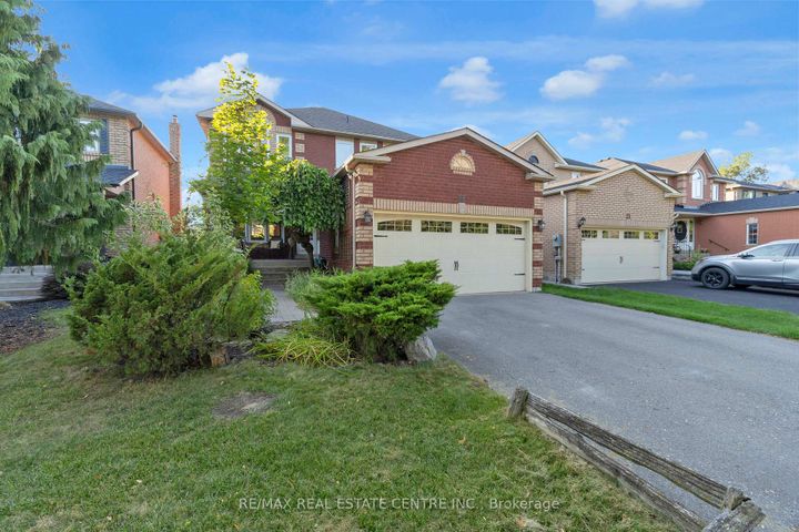 Photo 4 at 21 Watson Road, Georgetown, Halton Hills