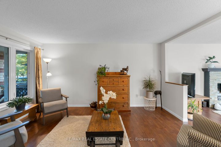 Photo 8 at 21 Watson Road, Georgetown, Halton Hills