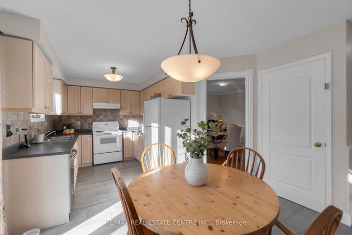 Photo 19 at 21 Watson Road, Georgetown, Halton Hills