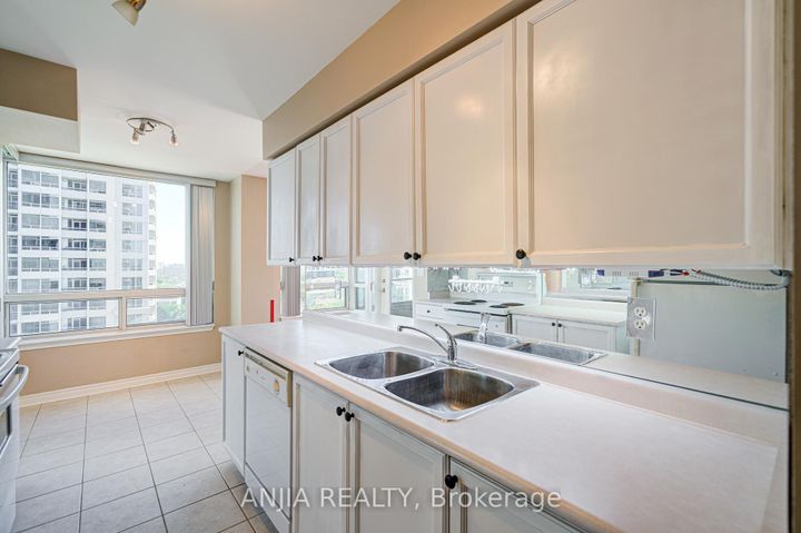 Photo 9 at 908 - 1 Rean Drive, Bayview Village, Toronto
