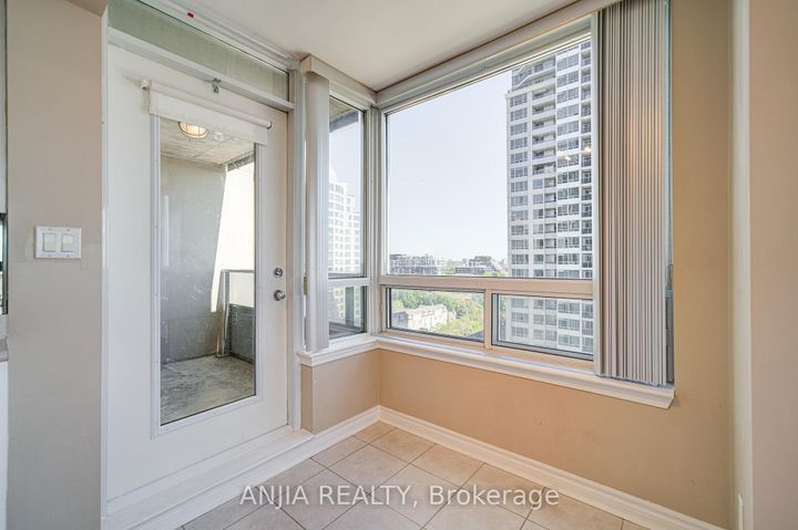 Photo 10 at 908 - 1 Rean Drive, Bayview Village, Toronto
