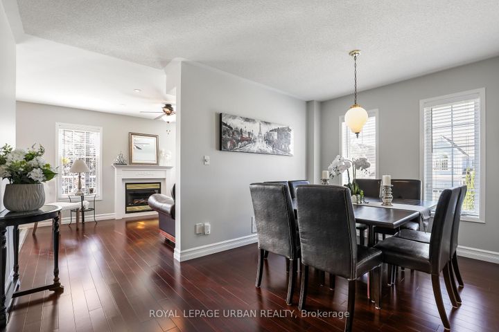 Photo 12 at 1081 Keswick Court, Pinecrest, Oshawa