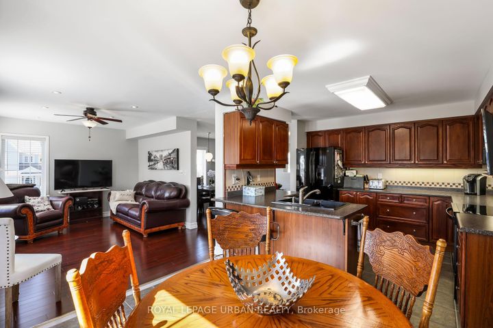 Photo 18 at 1081 Keswick Court, Pinecrest, Oshawa