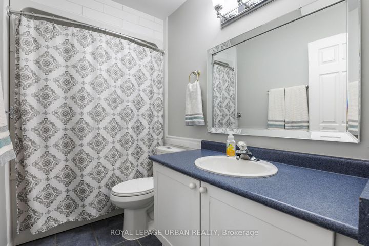Photo 25 at 1081 Keswick Court, Pinecrest, Oshawa