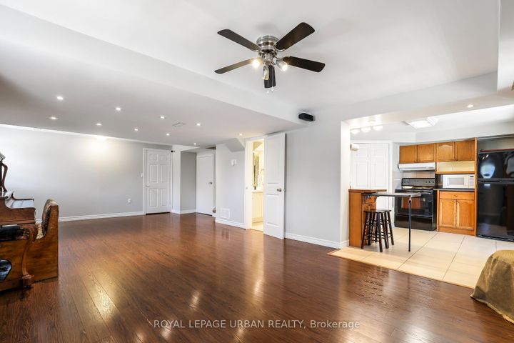 Photo 34 at 1081 Keswick Court, Pinecrest, Oshawa