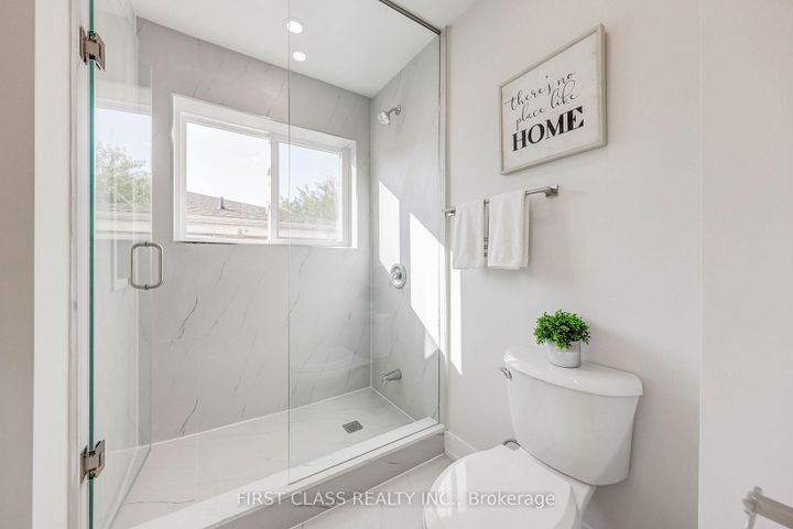 Photo 11 at 214 Linden Avenue, Kennedy Park, Toronto