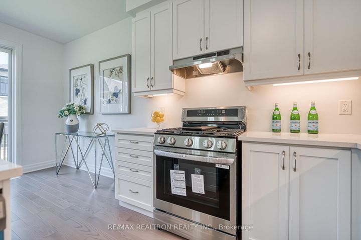 Photo 26 at 63 Greenridge Crescent, Victoria Square, Markham