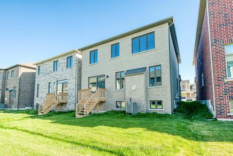 Photo 48 at 63 Greenridge Crescent, Victoria Square, Markham