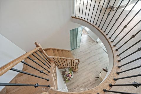 Photo 31 at 973 Mountview Court, Pinecrest, Oshawa