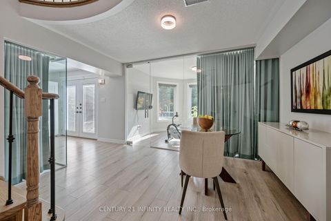 Photo 33 at 973 Mountview Court, Pinecrest, Oshawa