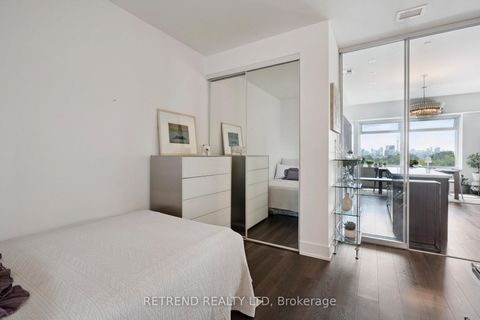 Photo 18 at 610 - 111 St Clair Avenue W, St. Clair, Toronto