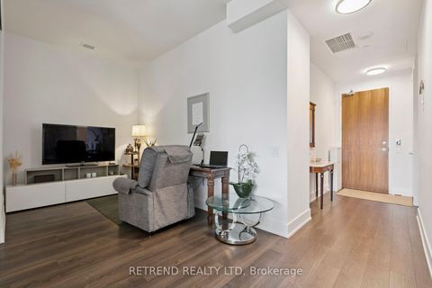 Photo 19 at 610 - 111 St Clair Avenue W, St. Clair, Toronto