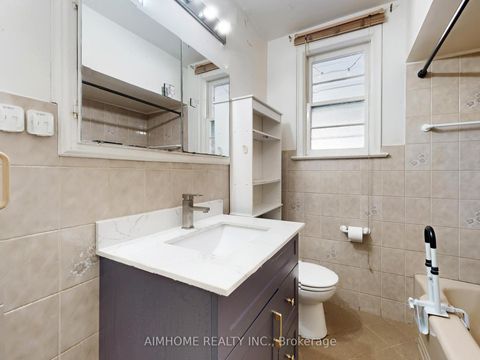 Photo 14 at 61 Talbot Road, Newtonbrook West, Toronto