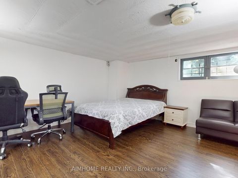 Photo 35 at 61 Talbot Road, Newtonbrook West, Toronto