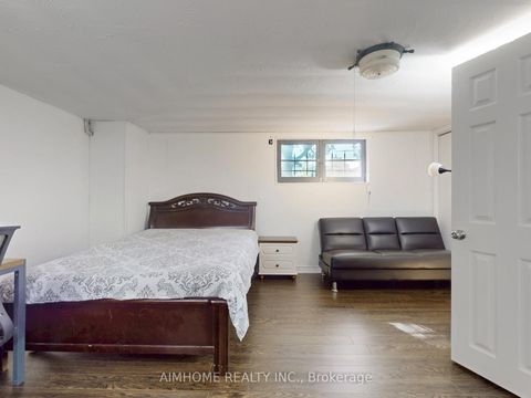 Photo 36 at 61 Talbot Road, Newtonbrook West, Toronto