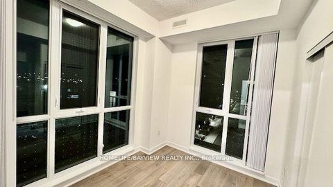 Photo 9 at #512 - 38 Honeycrisp Crescent N, Vaughan Corporate Centre, Vaughan