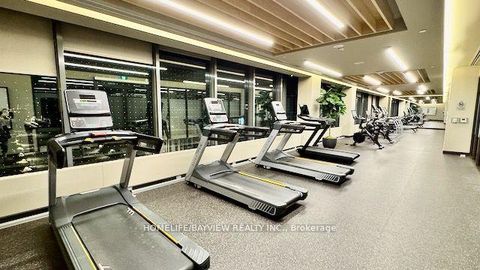 Photo 17 at #512 - 38 Honeycrisp Crescent N, Vaughan Corporate Centre, Vaughan