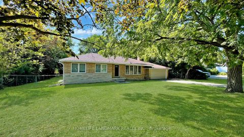 Photo 1 at 11 Uplands Avenue, Uplands, Vaughan