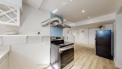 Photo 19 at 11 Uplands Avenue, Uplands, Vaughan