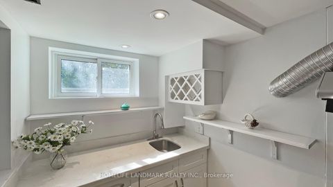 Photo 20 at 11 Uplands Avenue, Uplands, Vaughan