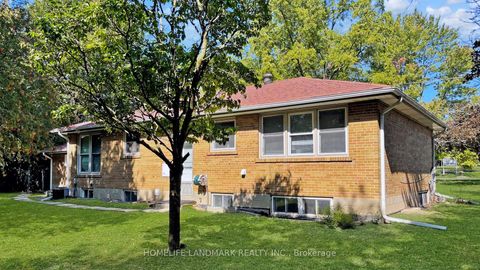 Photo 34 at 11 Uplands Avenue, Uplands, Vaughan