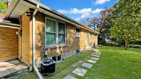 Photo 40 at 11 Uplands Avenue, Uplands, Vaughan