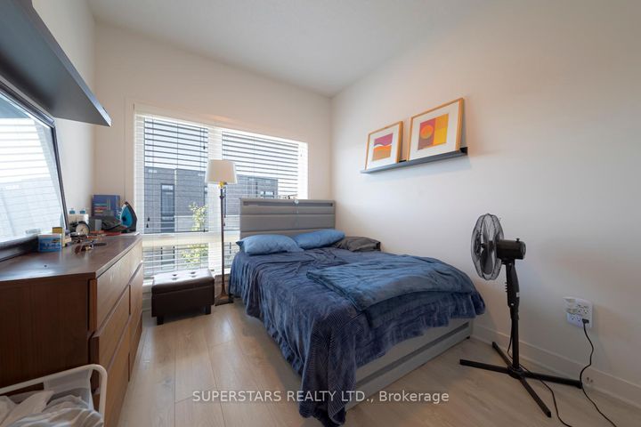 Photo 14 at 179 Carpaccio Avenue, Vellore Village, Vaughan
